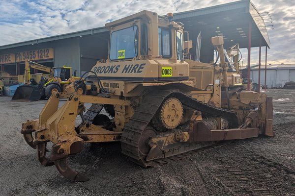 D003 - Caterpillar D6H for sale image 3