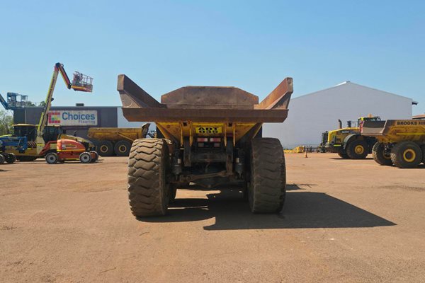 ADT035 - Komatsu HM400-2 for sale image 3