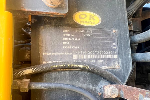 ADT057 - Komatsu HM400-2 image 2