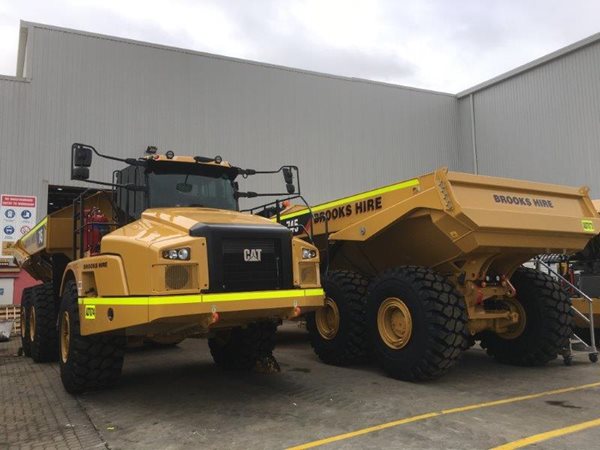 ADT073 - Caterpillar 745 image 5