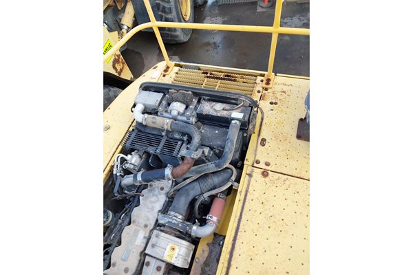 EX064 - Komatsu PC200-8 For Sale image 2