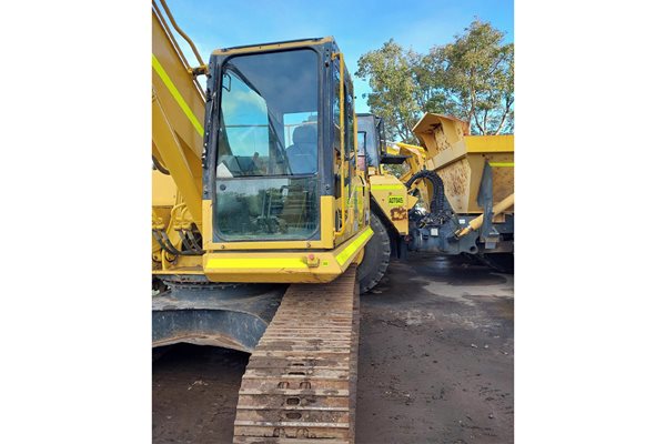 EX064 - Komatsu PC200-8 For Sale image 8