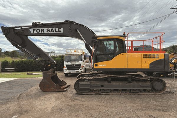 EX074 - Volvo EC290CLC For Sale image 2