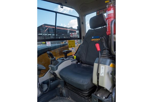 XUGB0905CRKA00564 - XCMG XE90U For Sale