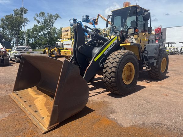 L048 - Komatsu WA320PZ-6 for sale image 5