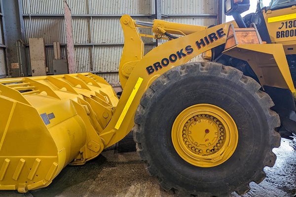 L099 - Komatsu WA500-6 For Sale image 5
