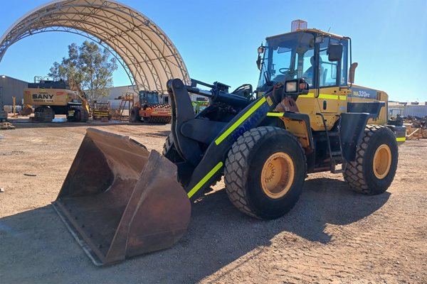 L132 - Komatsu WA320PZ-6 For Sale image 6