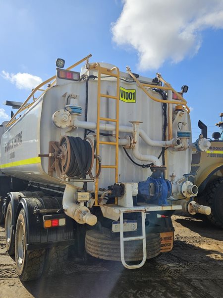 WT001 - Mercedes Benz Actros image 3