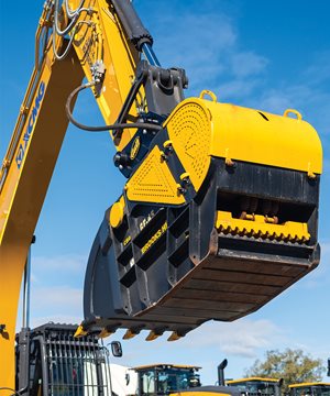 Crusher-Bucket-Attachments.jpg